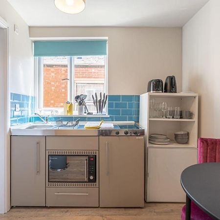 Superb One Bedroom Apartment In Coventry Cv1 *New* Bagian luar foto