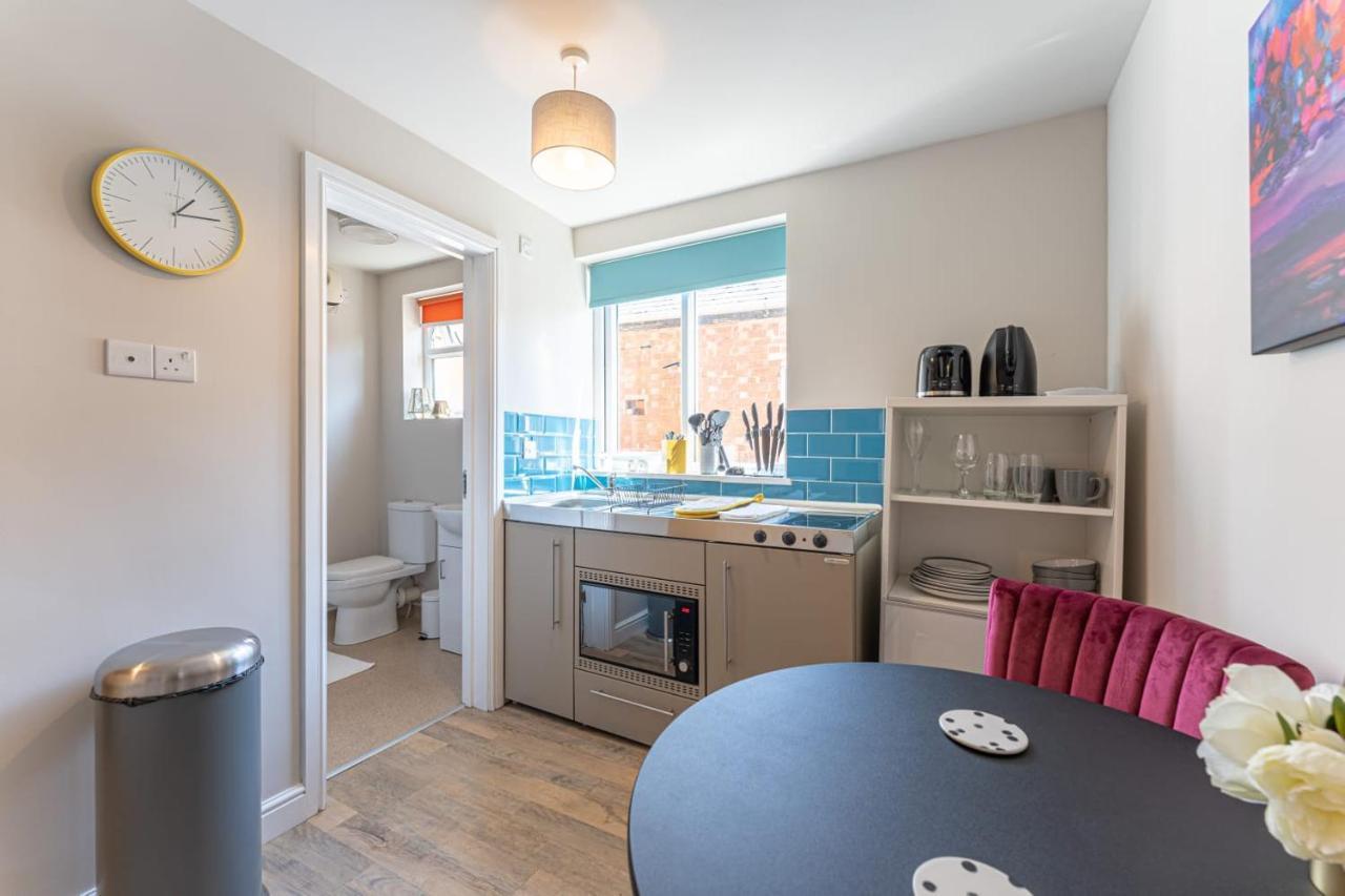 Superb One Bedroom Apartment In Coventry Cv1 *New* Bagian luar foto